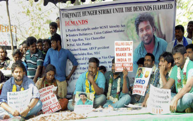 hcuprotest:3studentsonhungerstrikeshiftedtohealthcentre